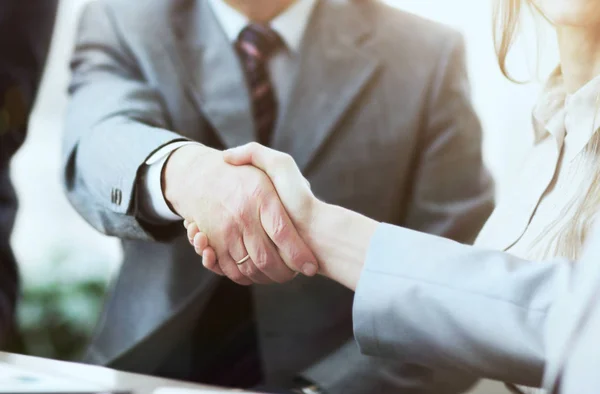 Entrepreneurs Conference. Concluding a very important deal securing a handshake — Stock Photo, Image