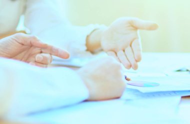 Daha İyi Sonuçlara Ulaşmak İçin İş Takımı Birlikte Çalışıyor