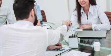 el sıkışma Yöneticisi ve yıl oturum açtıktan sonra istemcinin