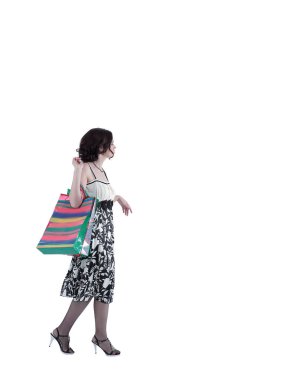 ileri giderek satın almalarla başarılı genç kadın.