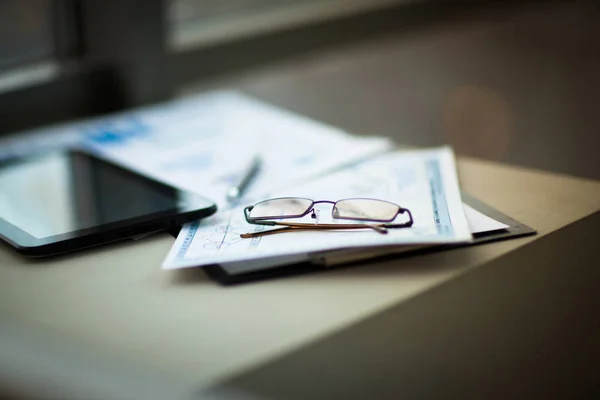 Activité d'analyse financière du lieu de travail — Photo