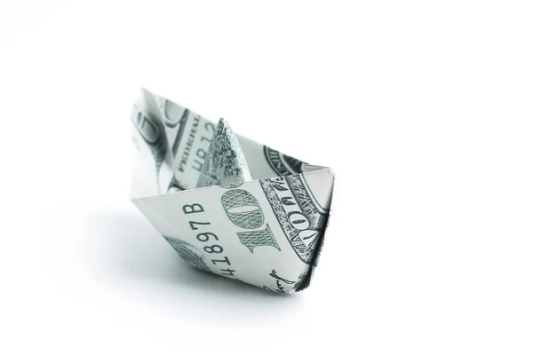 Loď se origami z bills.isolated dolaru na bílé backgro — Stock fotografie