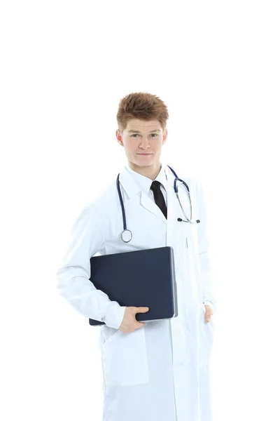 Νεαρός θεραπευτής με ένα laptop.isolated σε λευκό φόντο — Φωτογραφία Αρχείου