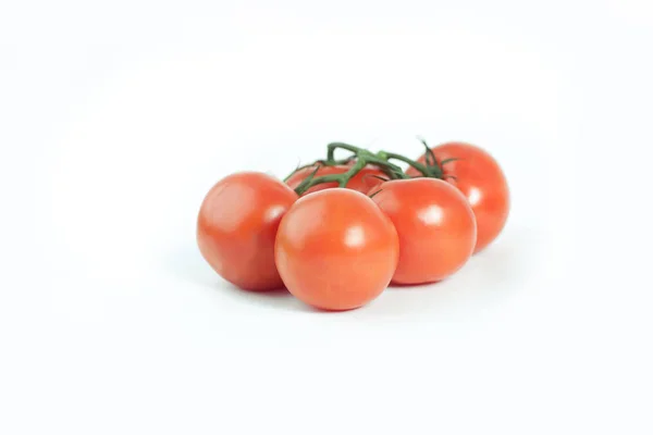 Färska tomater .isolated på en vit bakgrund. — Stockfoto