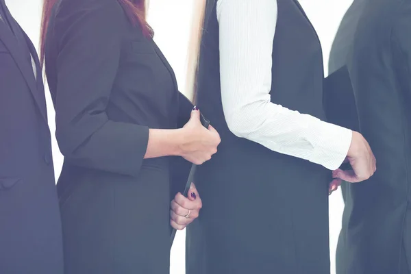 Begreppet grupparbete. Medlemmar den business team stående i en rad bakom varandra — Stockfoto