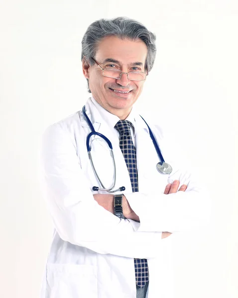 Portrét starší lékař therapist.isolated na bílém pozadí — Stock fotografie