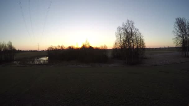 Paisagem Terras Agrícolas Início Primavera Com Lagoa Amanhecer Lapso Tempo — Vídeo de Stock