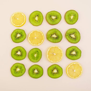 Dilimlenmiş meyve. Geometrik şekil meyve. Üstten Görünüm