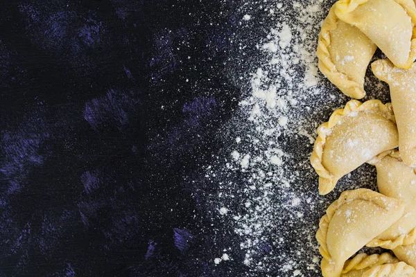 Raw Dumplings Cabbage Dark Background Top View — Stock Photo, Image