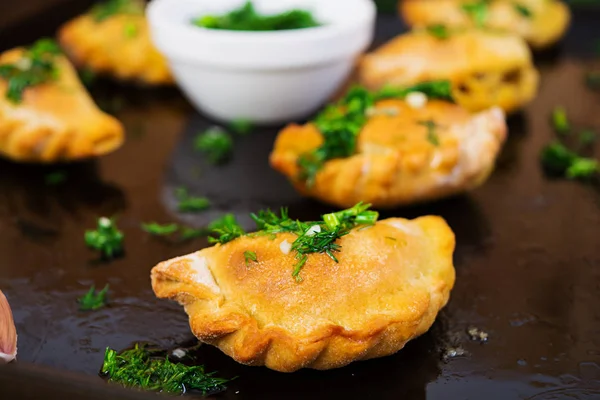 Albóndigas Horno Con Salsa Eneldo Vista Cercana — Foto de Stock