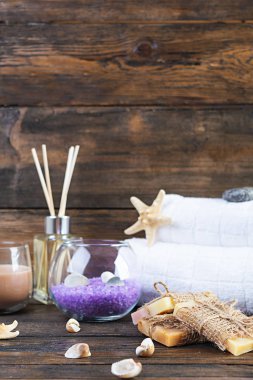 Banyo aksesuarları. Spa ve güzellik ürünleri. Doğal kaplıca ve organik tehdit vücut bakımı kavramı.