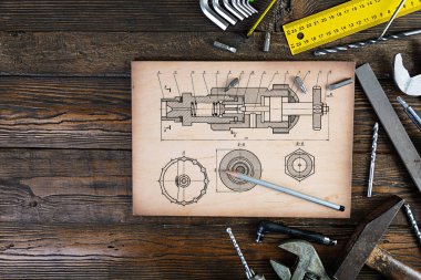 Ahşap kırsal arka planda çalışan aletler. Üst Manzara. Boşluğu kopyala