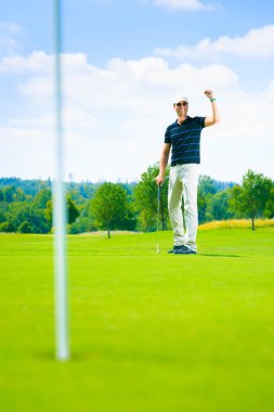Koyarak golf oyuncu