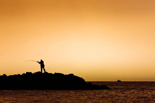 Fiske vid soluppgången — Stockfoto