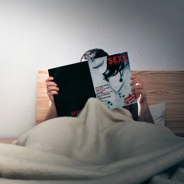 porno dergi zevk adam
