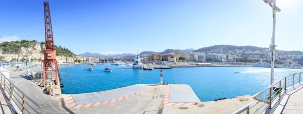Panoramische opname van Nice harbor — Stockfoto