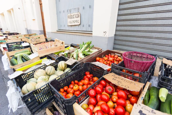 Verse groenten op een markt in Zuid-Frankrijk — Stockfoto