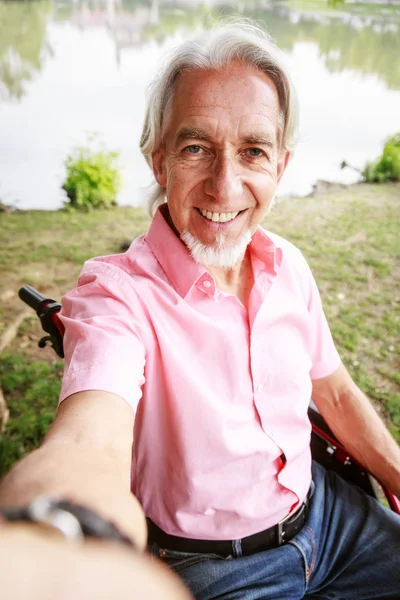 車椅子の老人 — ストック写真