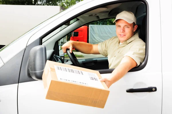 A teslim teslimatçı parsel