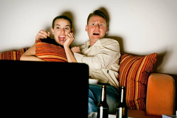 Couple Watching Tv — Stock Photo, Image