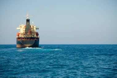 Mediterranean üzerinde petrol tankeri