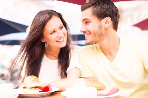 Young Woman Having A Good Day Out In The City — Stock Photo, Image