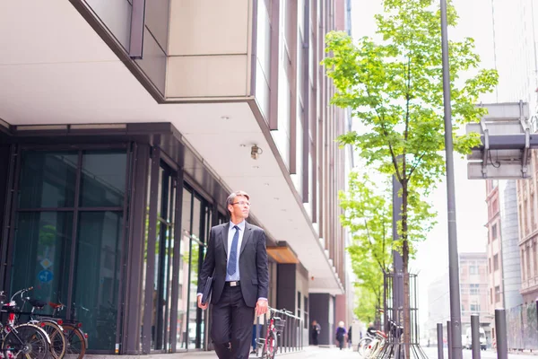 Empresário em Frankfurt — Fotografia de Stock