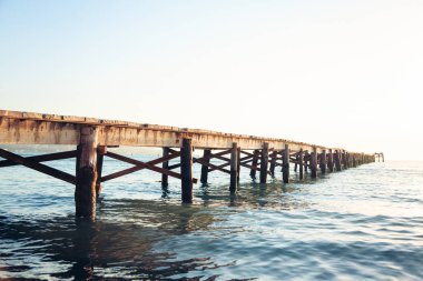Akdeniz Beach yalnız Pier