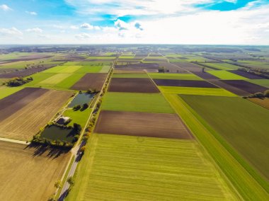 sürülmüş alanlarının havadan görünümü