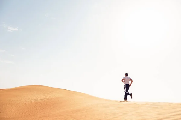 Jogging In The Desert — Stock Photo, Image