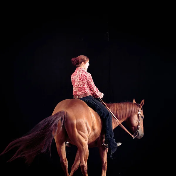 Cowgirl ő ló — Stock Fotó