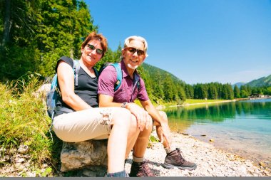 Aktif kıdemli çift