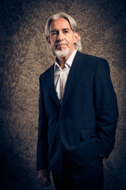 Senior Studio portre Mans