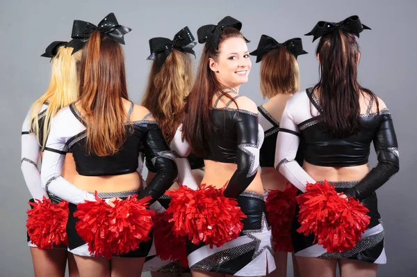 Grupp av Cheerleaders — Stockfoto