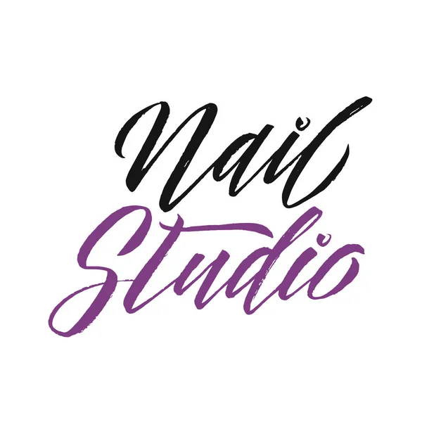 Καρφί Studio ομορφιάς λογότυπο διανυσματικά γράμματα. Μανικιούρ προσαρμοσμένη χειροποί — Διανυσματικό Αρχείο