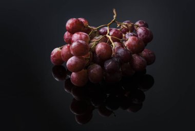 Üzüm karanlık kontrast