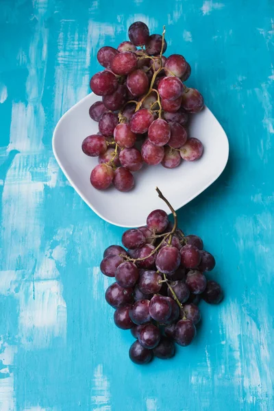 Grapes Dark Contrast — Stock Photo, Image