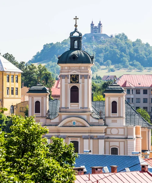 Banská Štiavnica Slovakia Sierpień 2015 Kościół Parafialny Wniebowzięcia Nmp Banská — Zdjęcie stockowe