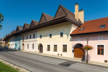 Spisska Sobota, Slovakya. 11 Ağustos 2015. Karakteristik mimarisi ana eski şehir Meydanı Spisska Sobota, Slovakya