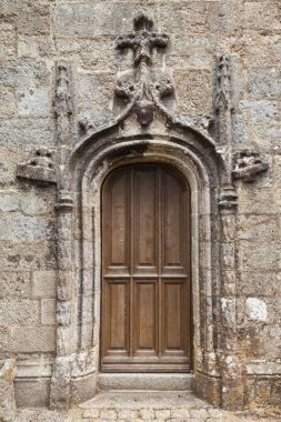 Lampaul-Guimiliau 18Temmuz 2017. Brittay haritasında önemli bir anıt - Enclos Paroissial de Lampaul Guimillau