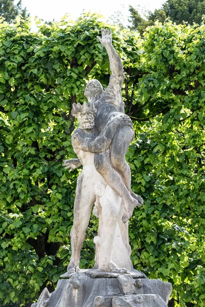 26. května 2019, Salcburk, Rakousko. Zahrada Mirabell - sochy — Stock fotografie