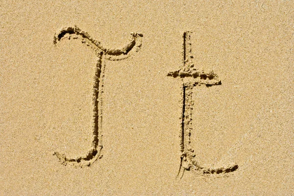 Golden sand letter — Stock Photo, Image