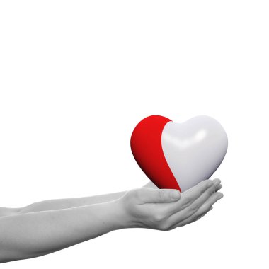 insan elinde kalp simgesi