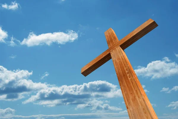 Christliches Kreuz über schönen Himmel — Stockfoto