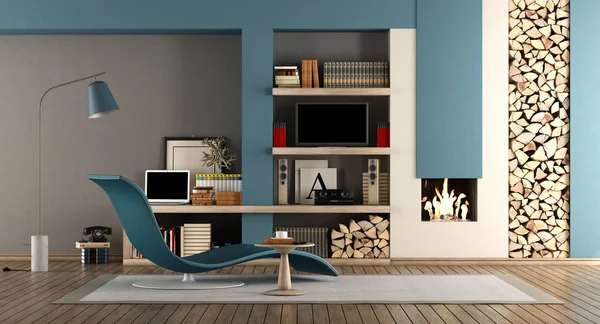 Blauwe en bruine woonkamer met open haard — Stockfoto