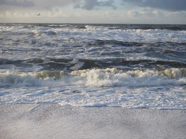 Havets Vågor Sandstranden — Stockfoto