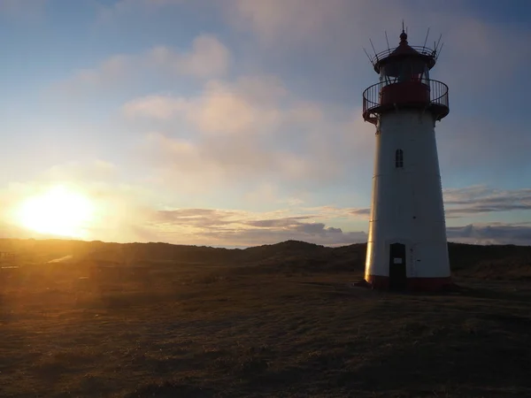 Leuchtturm Sylt Bei Sonnenuntergang lizenzfreie Stockfotos