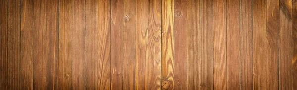 浅褐色的木制背景。木材纹理，全景视图. — 图库照片