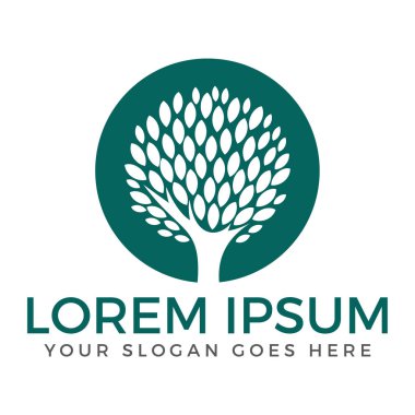 Yeşil Daire ağaç vektör logo tasarımı.