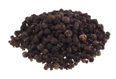 Baharat. Beyaz bir arka plan üzerinde kara biber